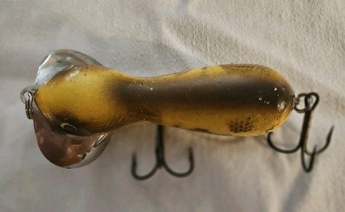 Smity bait scuttle bug - scuttle,