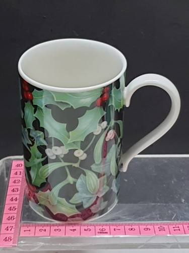 Dunoon china mug yuletide - dunoon,