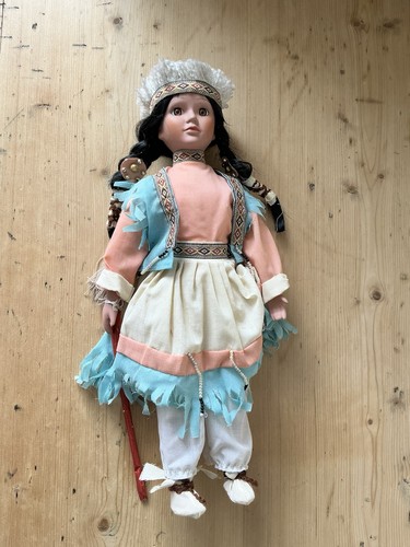 Porcelain traditional native - porcelain,