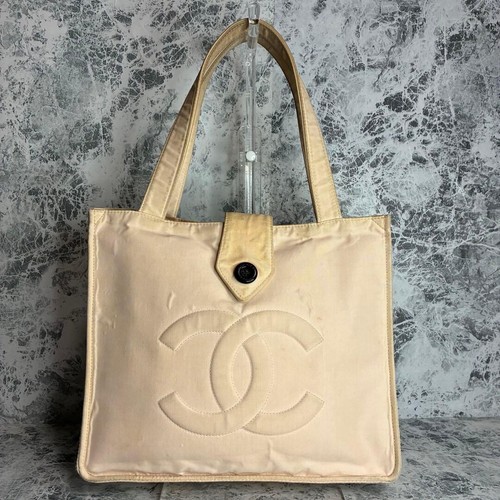 Chanel pink nylon - pink,