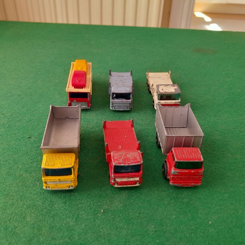Matchbox trucks - ,