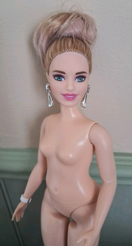 Barbie doll curvy nude - barbie, with
