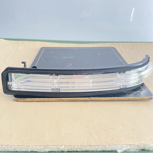Wing mirror indicator mercedes - wing,