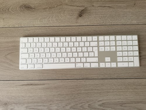 Apple magic keyboard - magic,