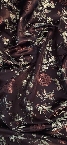 Dark brown medallion - dark,