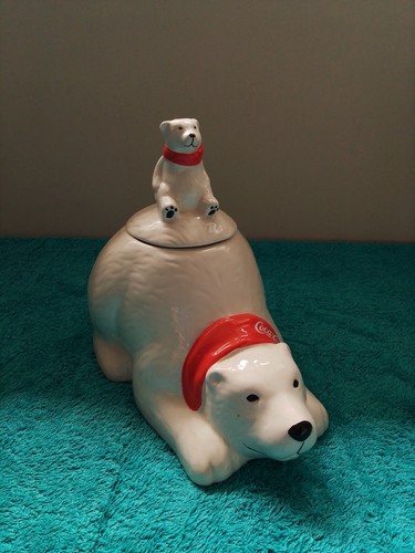 Coca cola crouching polar - coca-cola,
