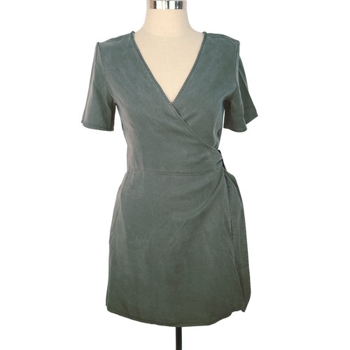 Vetta capsule wardrobe olive - wardrobe,