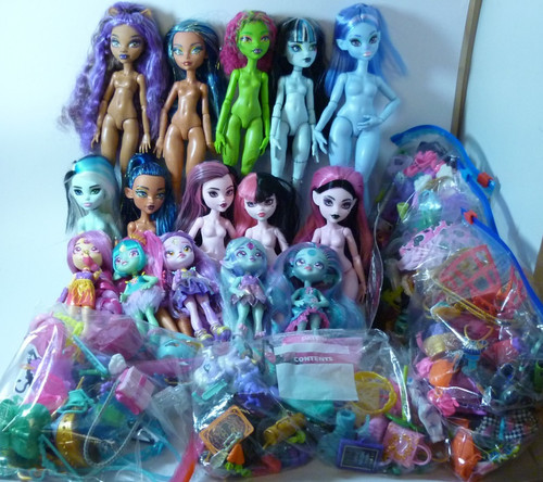 Huge monster high dolls bundle - monster,
