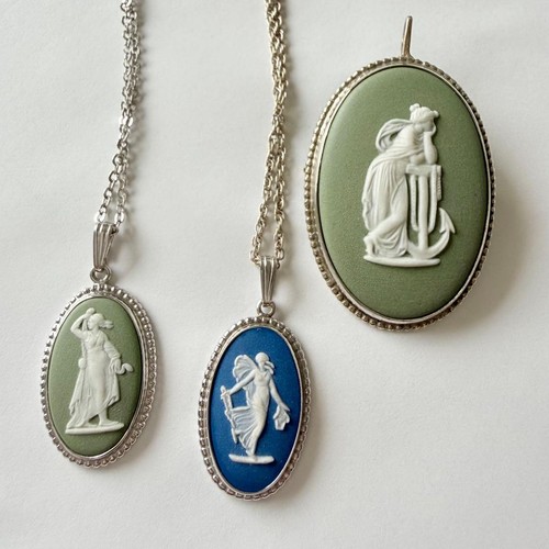Wedgwood necklace brooch - wedgwood, green