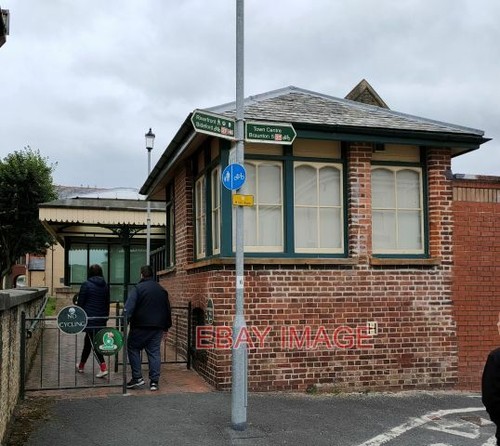 Photo former signal box at - photo,