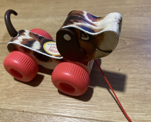 Snoopy pull along dog - snoopy,