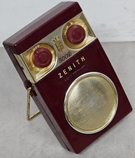 Zenith Royal 500 De Luxe AM Radio