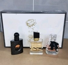Beautiful Gift Set of Perfumes