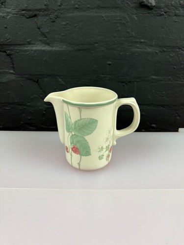 Wedgwood raspberry cane - wedgwood,