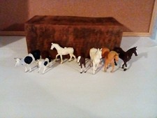 Vintage Britains 5 x horses,cow & calf (incomplete)
