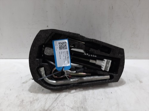 2010 volkswagen polo jack - 2010, jack/tool