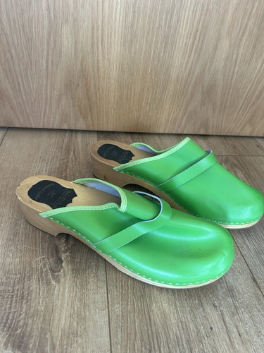 Men marited bright green - men’s,