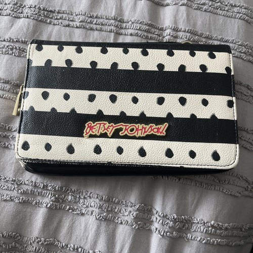 Betsey johyson clutch - betsey,