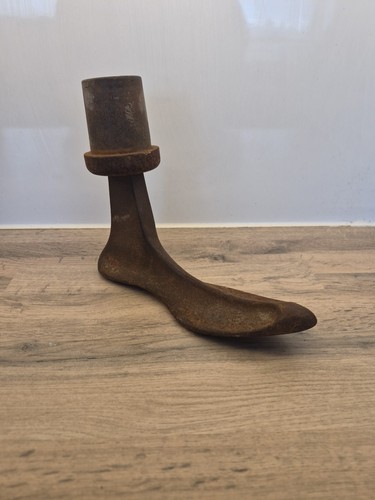Vintage cast iron anvil shoe - vintage,
