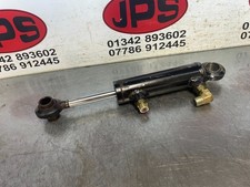 Hydraulic double acting centre