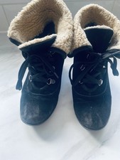 Ladies Boots. Size 5