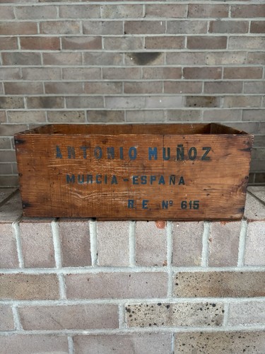 Vintage 1953 spanish wooden - 1953,