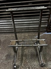 Stand Chrome Can Take Beaver 6RB’s or 2 NBs & 3 RB’s. Or Other Makes