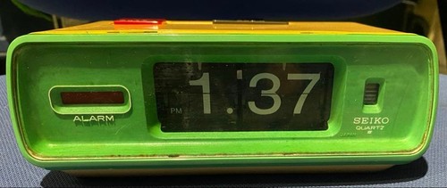 Seiko qn423m flip alarm clock - alarm,