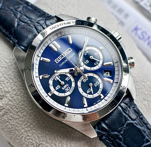 Seiko spirit blue - blue, dial