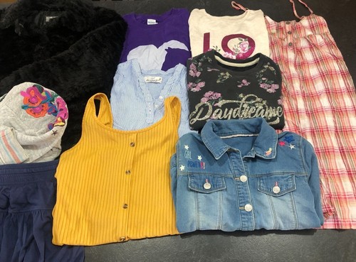 Girls clothes bundle age - clothes,