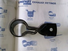 Rear exhaust pipe mounting - rear,