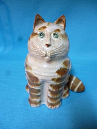 Studio art pottery foxlo cat - foxlo,