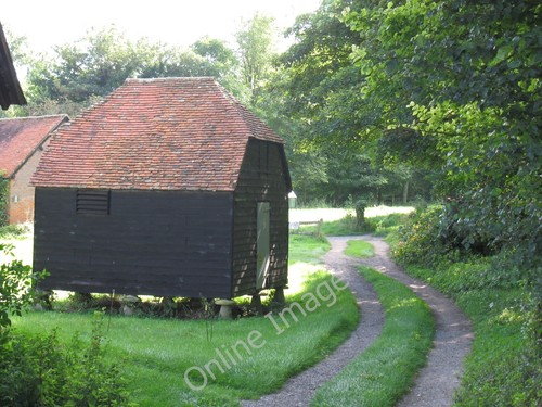 Photo 12x8 small barn - barn, on