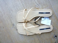 WOMENS FLAT SANDALS FROM ZARA SIZE UK 6 NEW WITH TAG