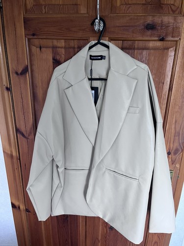 Brand new plt beige - new,