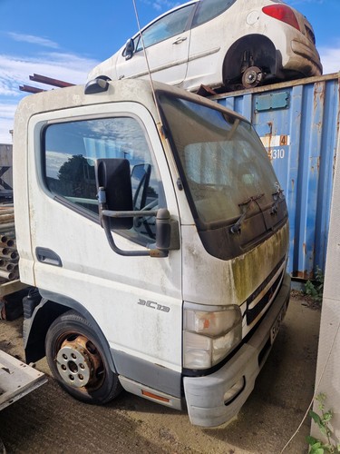 Mitsubishi canter breaking - canter,