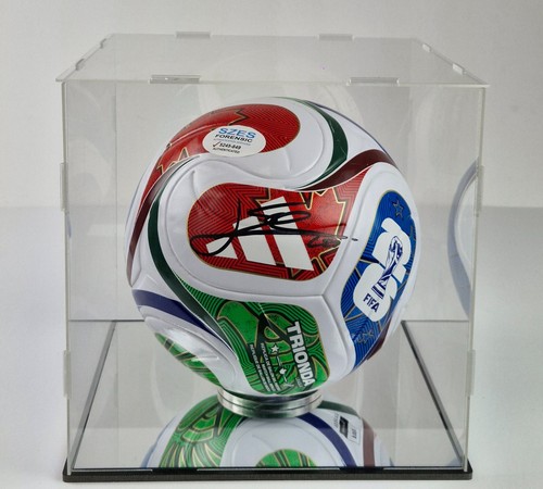 Lionel messi hand - messi, signed