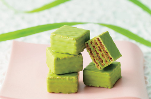 Royce chocolate wafers - royce,