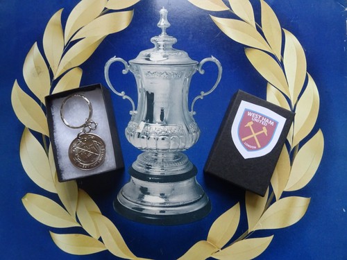 Vintage west ham - ham, united