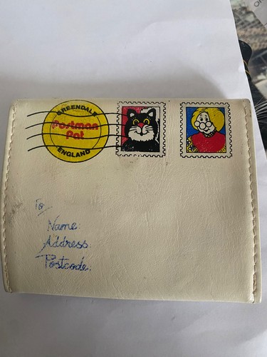 Postman pat 1983 - postman, wallet