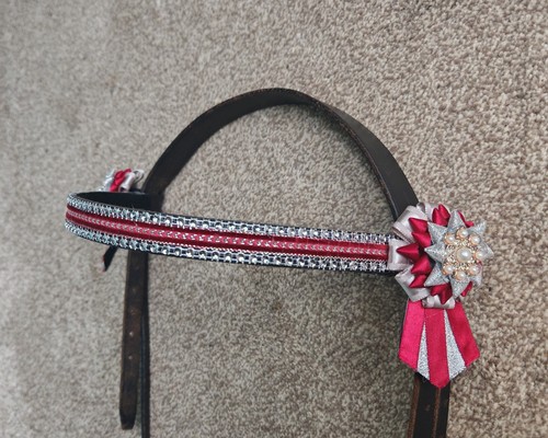 Burgundy velvet show - velvet, browband