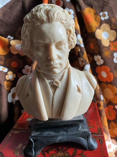 Ludwig van beethoven bust - van,