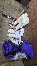 Job lot cricket - lot, of