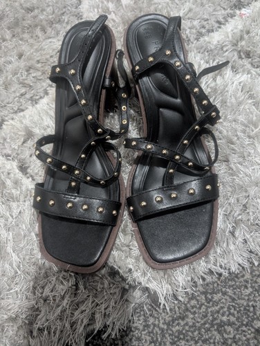 New without tags block - new, heals