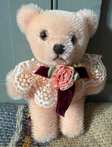 Hermann german annual pin bear - german,