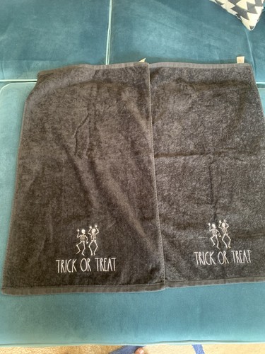Pair hand towels - pair,