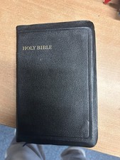 HOLY BIBLE CONTAINING THE OLD AND NEW TESTAMENT KING JAMES VERSION