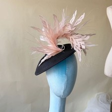 Goose Coque Feather Twisted