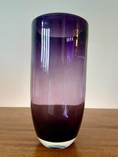 Large glass vase, cased base