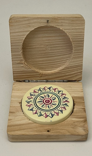 Ashwin man made - ivory, carrom